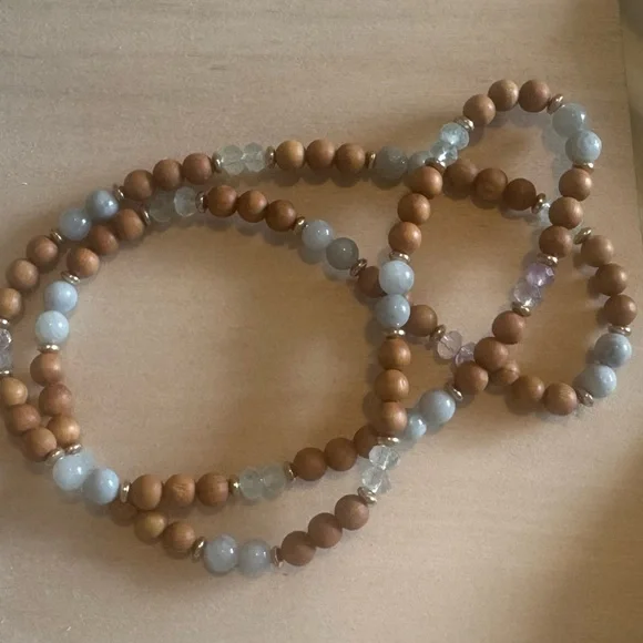 Natural Wood, Quartz & Fluorite Beaded Stretchy Wrap Bracelet - Picture 4 of 4